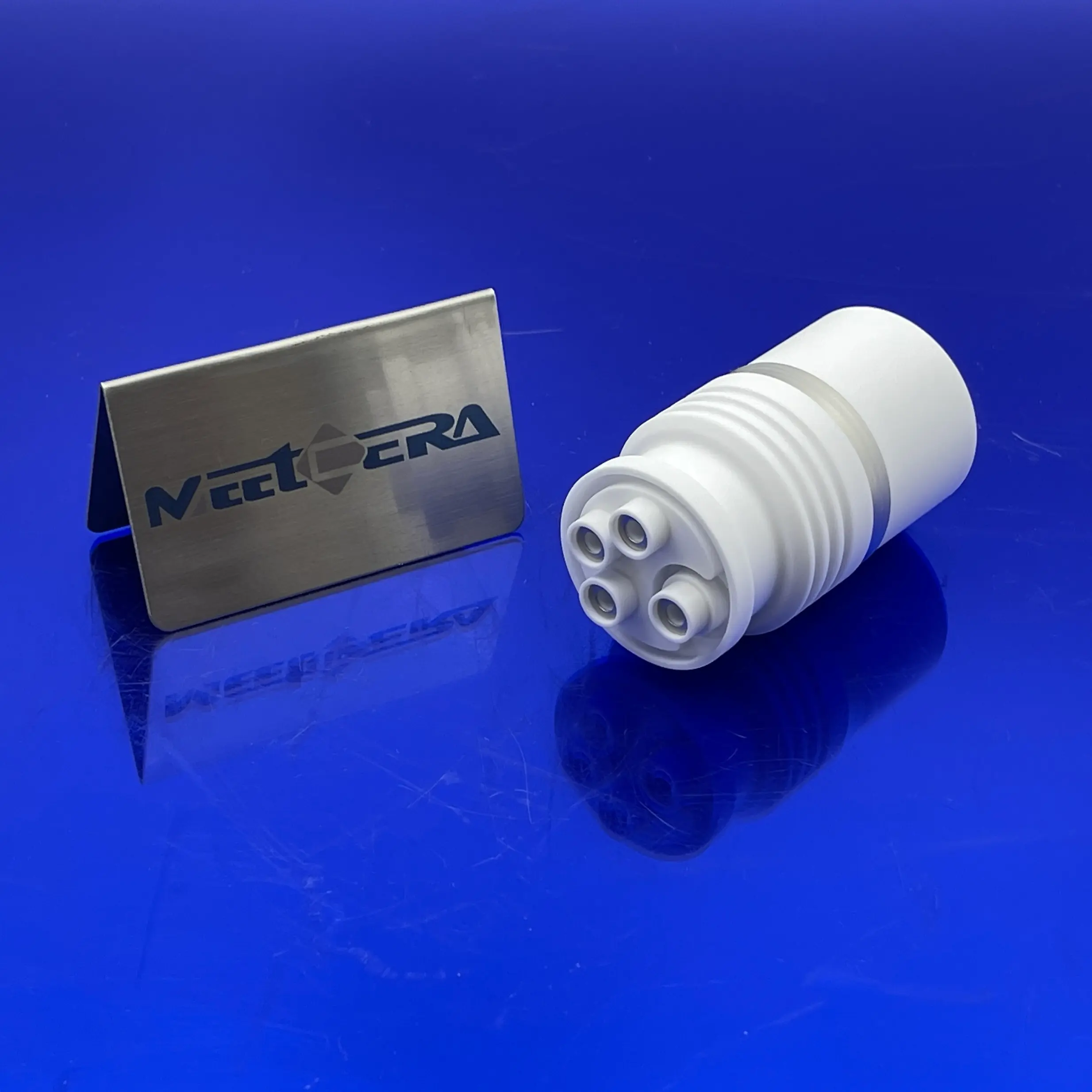 Metallized 4-hole conduit1.3