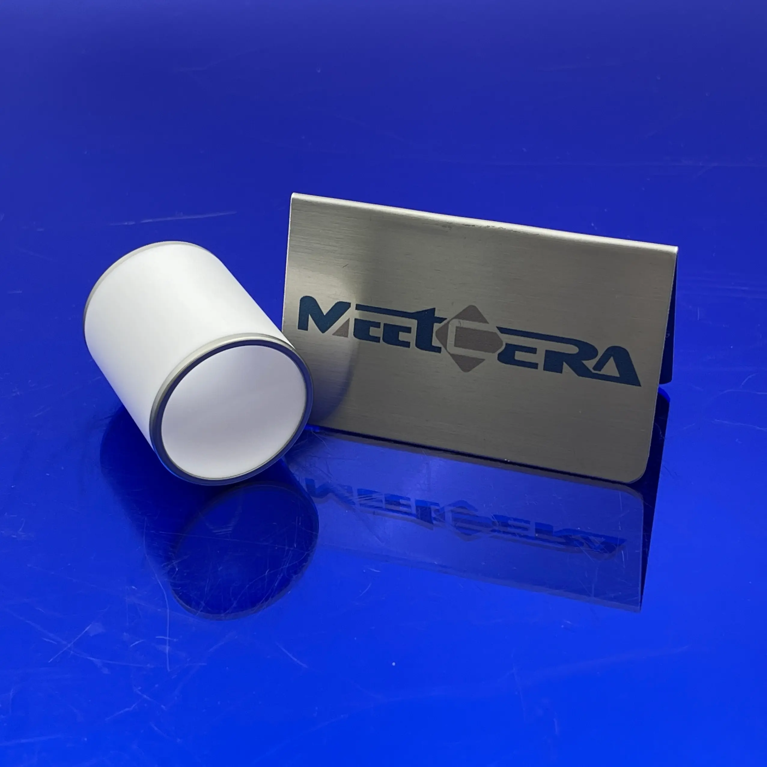 Metallized ceramic short tube