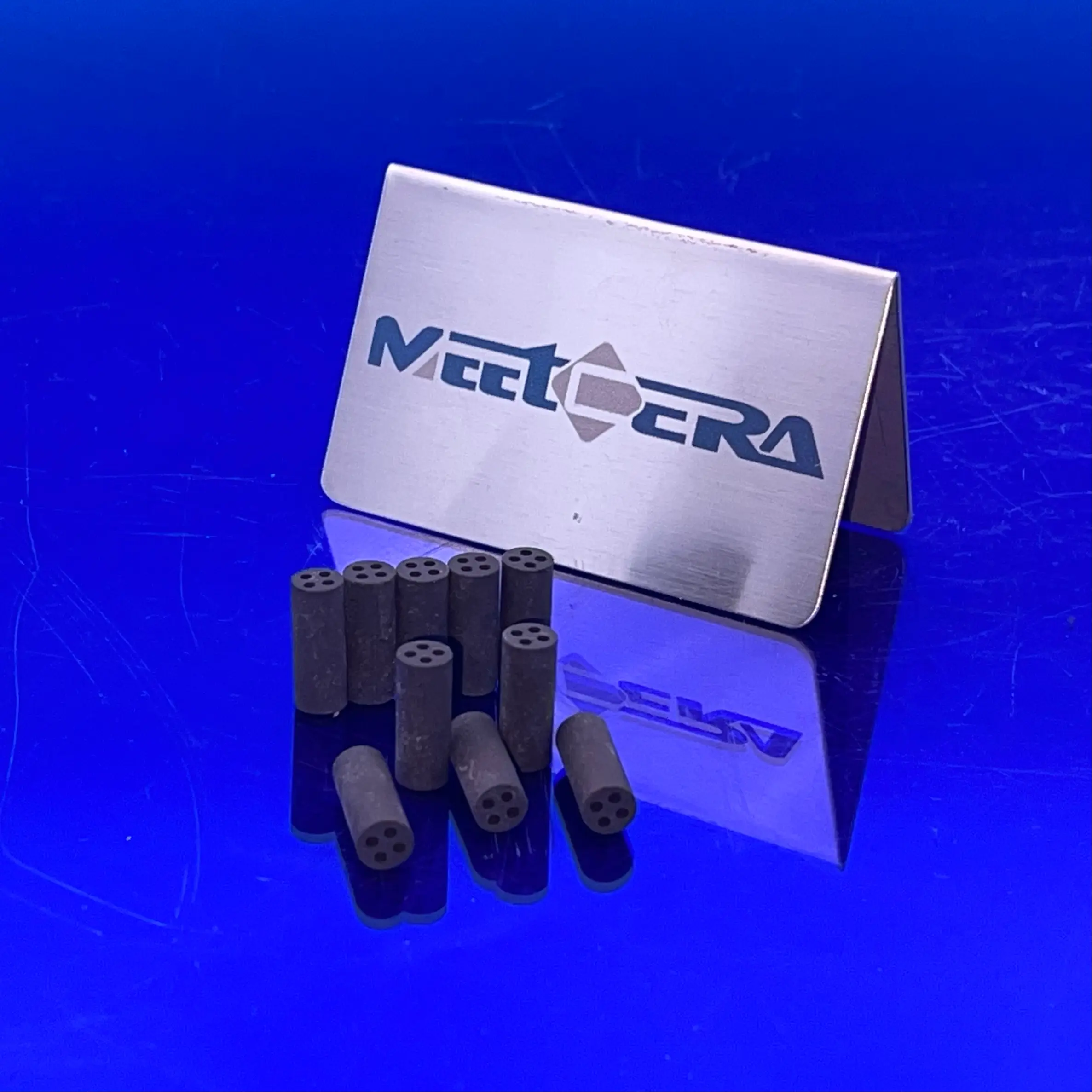 Black ceramic filter tip (2)